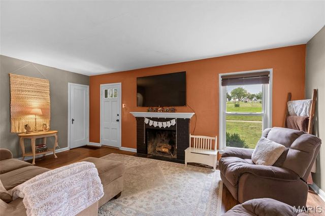 7258 Mackenzie Road, Affton, MO 63123