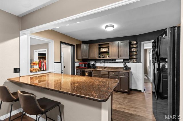 7258 Mackenzie Road, Affton, MO 63123