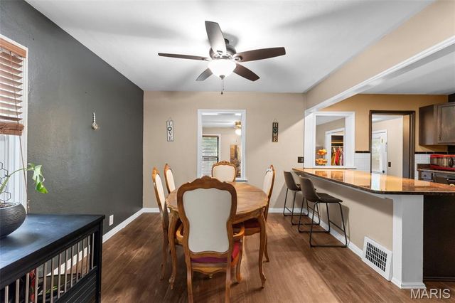 7258 Mackenzie Road, Affton, MO 63123