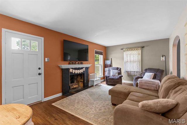7258 Mackenzie Road, Affton, MO 63123