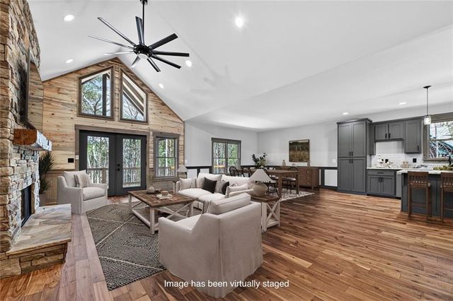 375 Seneca Drive, Ellijay, GA 30540