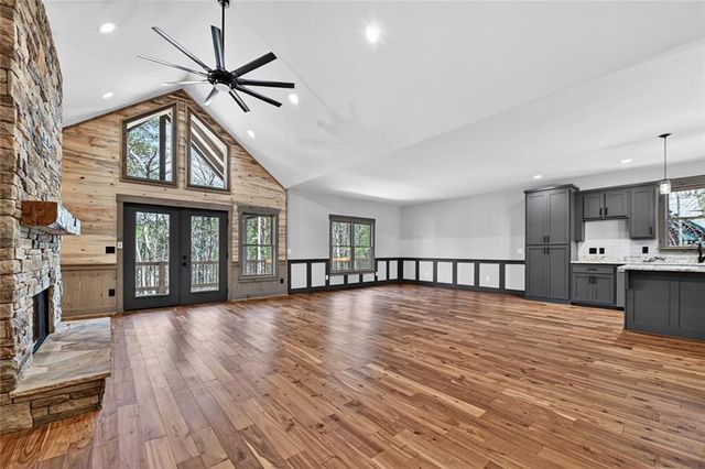 375 Seneca Drive, Ellijay, GA 30540
