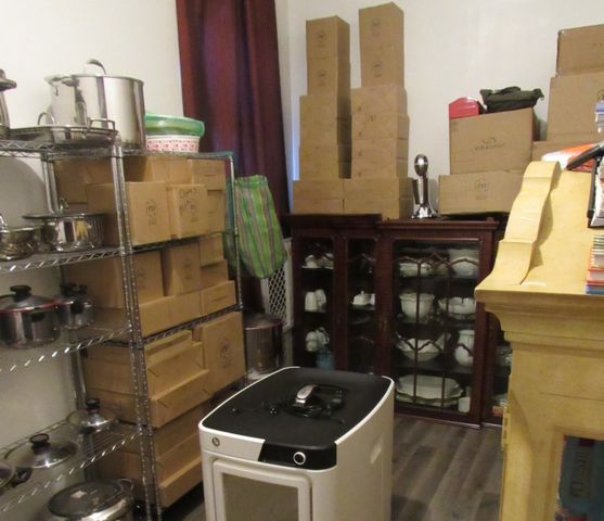 5045 S Hoyne Avenue, Chicago, IL 60609