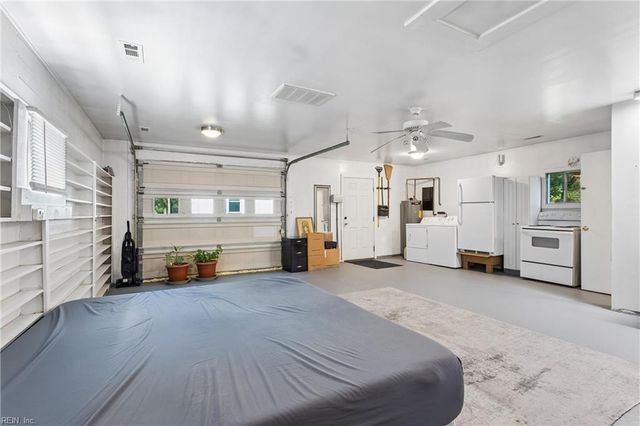 5928 Andrew PL, Newport News, VA 23605