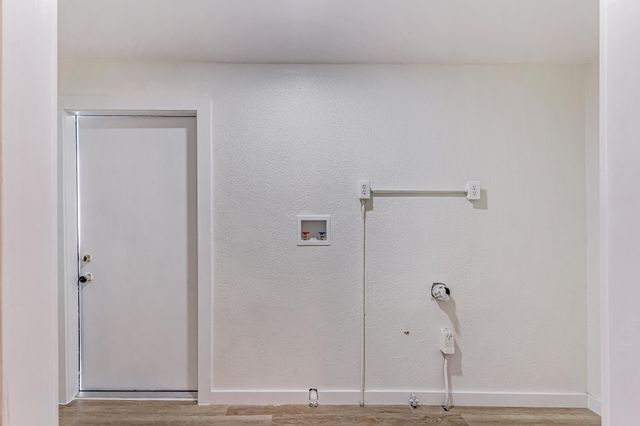 3913 Ball, Galveston, TX 77550