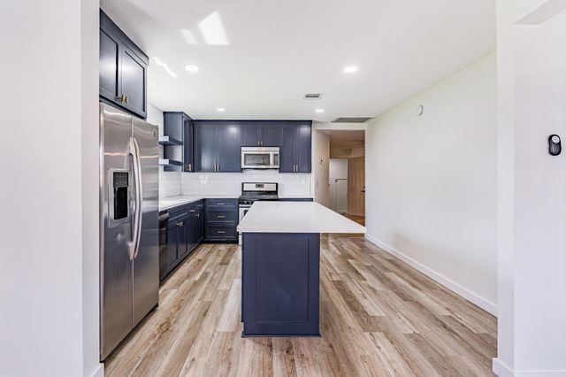 3913 Ball, Galveston, TX 77550