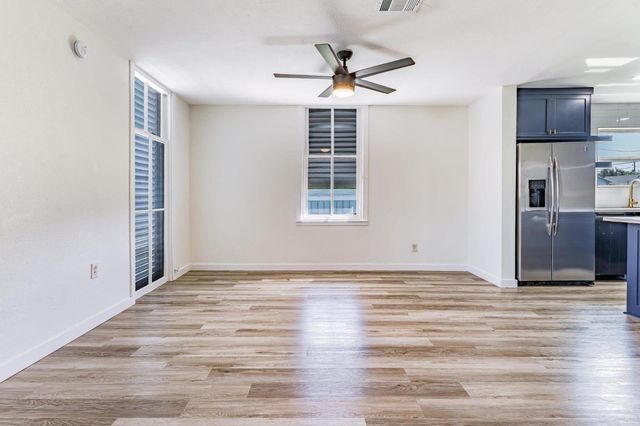 3913 Ball, Galveston, TX 77550