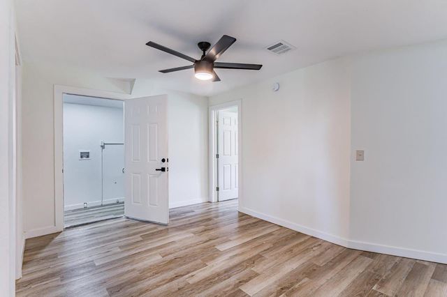 3913 Ball, Galveston, TX 77550