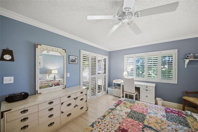 3266 SANDLEHEATH 51, Sarasota, FL 34235