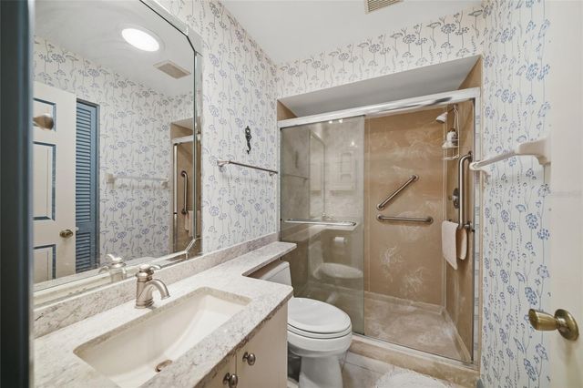 3266 SANDLEHEATH 51, Sarasota, FL 34235