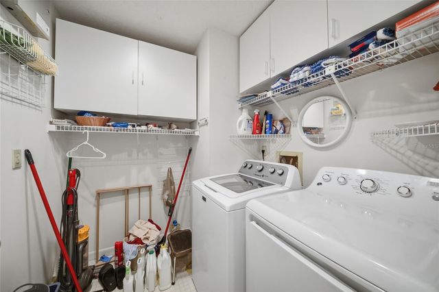 3266 SANDLEHEATH 51, Sarasota, FL 34235