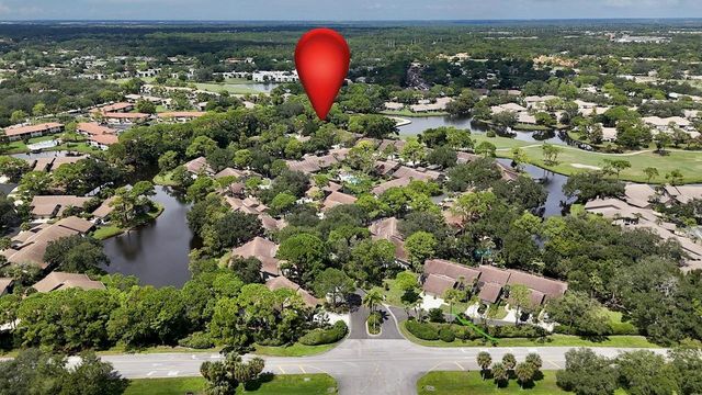 3266 SANDLEHEATH 51, Sarasota, FL 34235