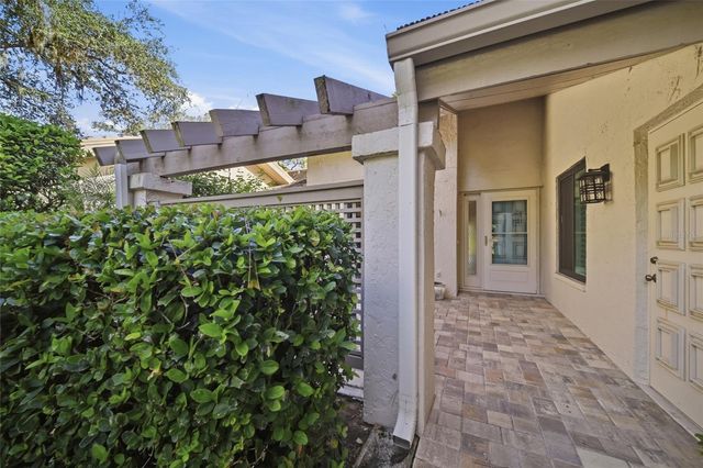 3266 SANDLEHEATH 51, Sarasota, FL 34235
