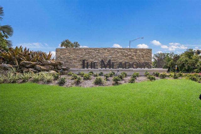 3266 SANDLEHEATH 51, Sarasota, FL 34235