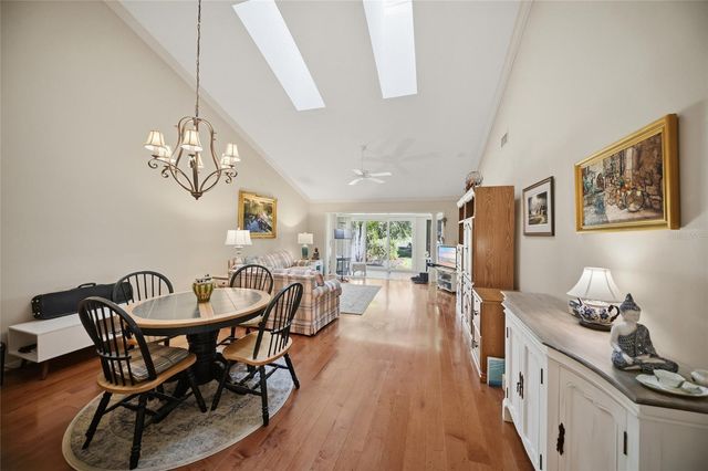 3266 SANDLEHEATH 51, Sarasota, FL 34235