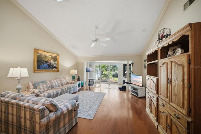 3266 SANDLEHEATH 51, Sarasota, FL 34235