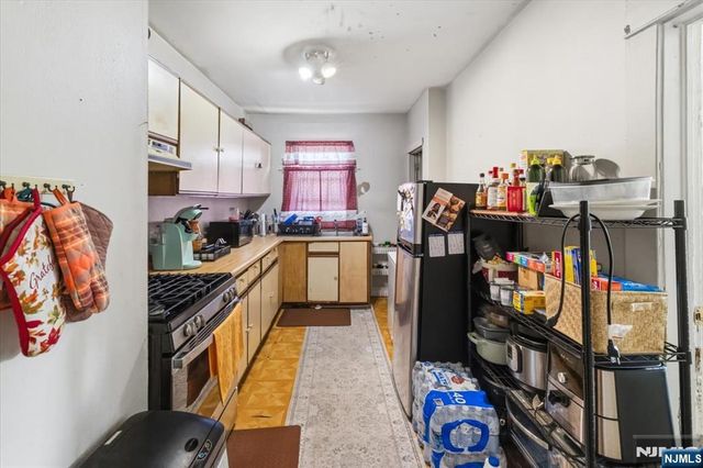 204 Herman Street, Hackensack, NJ 07601