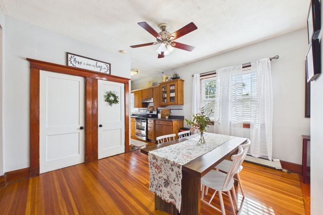 7 Coolidge St, Dartmouth, MA 02748