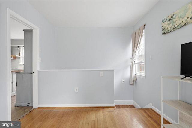 410 E HUNTER ST, Charles Town, WV 25414