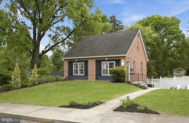 410 E HUNTER ST, Charles Town, WV 25414