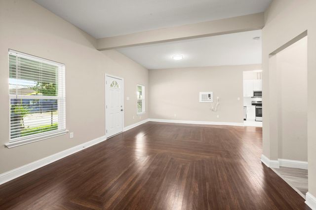 4902 Mckinney, Houston, TX 77023