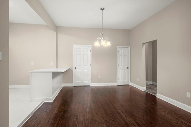 4902 Mckinney, Houston, TX 77023