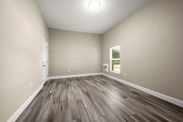 4902 Mckinney, Houston, TX 77023