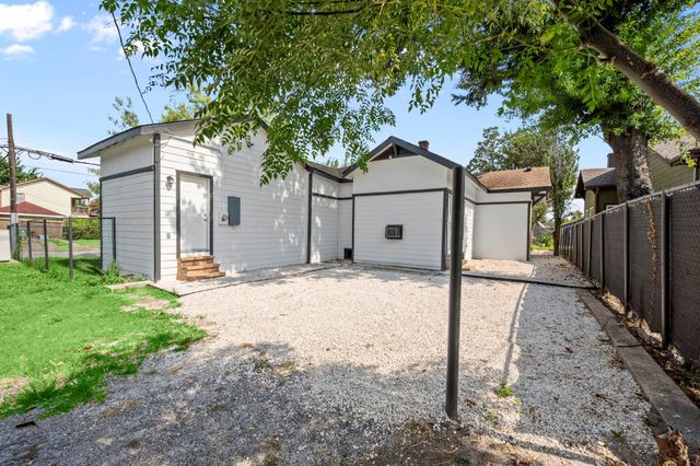 4902 Mckinney, Houston, TX 77023