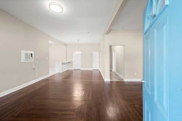 4902 Mckinney, Houston, TX 77023