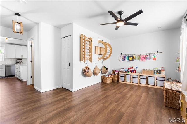208 RIVER LAUREL Drive, Belleville, IL 62220