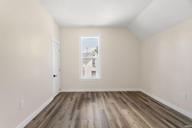 1222 W Franklin Street, Elkhart, IN 46516