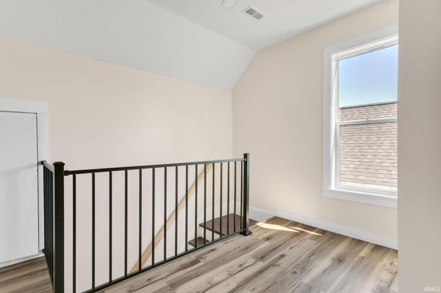 1222 W Franklin Street, Elkhart, IN 46516