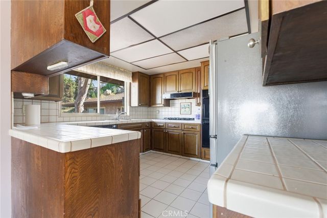 12021 Honey Hill, Grand Terrace, CA 92313