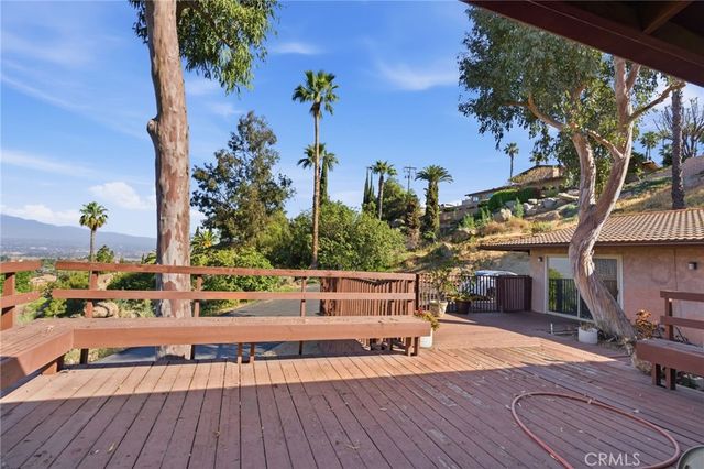 12021 Honey Hill, Grand Terrace, CA 92313