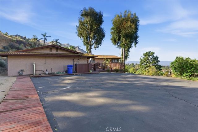 12021 Honey Hill, Grand Terrace, CA 92313