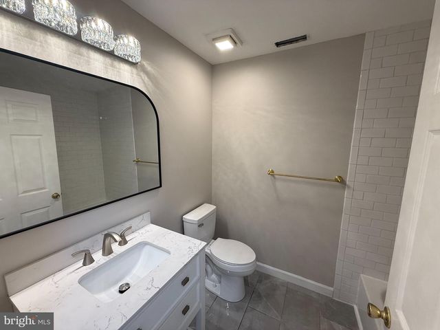 41 ALEXANDER AVE, Merchantville, NJ 08109