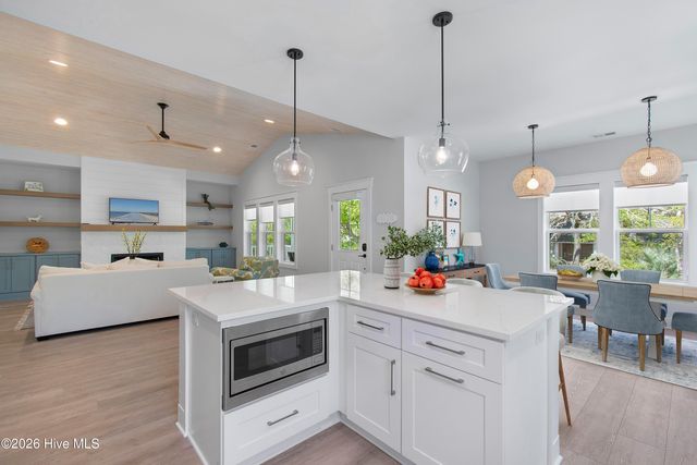 110 SE 14th Street, Oak Island, NC 28465