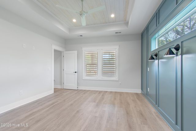 110 SE 14th Street, Oak Island, NC 28465