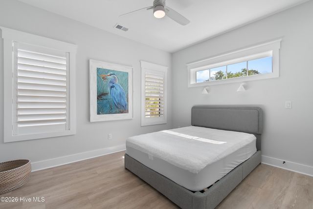 110 SE 14th Street, Oak Island, NC 28465