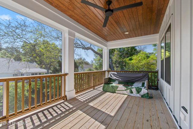 110 SE 14th Street, Oak Island, NC 28465