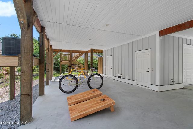 110 SE 14th Street, Oak Island, NC 28465