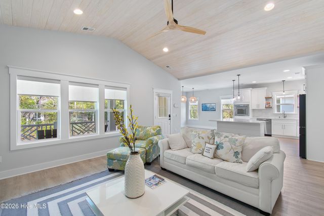 110 SE 14th Street, Oak Island, NC 28465