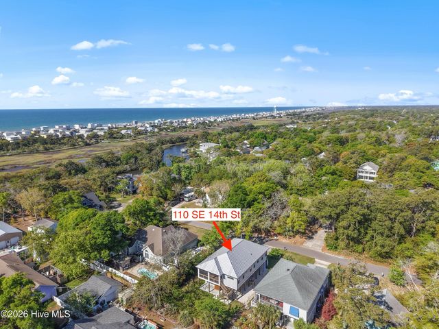 110 SE 14th Street, Oak Island, NC 28465