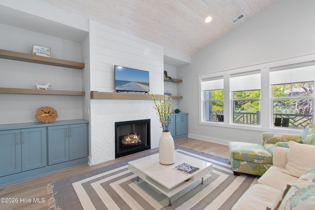 110 SE 14th Street, Oak Island, NC 28465