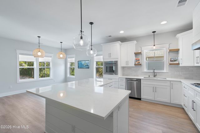 110 SE 14th Street, Oak Island, NC 28465