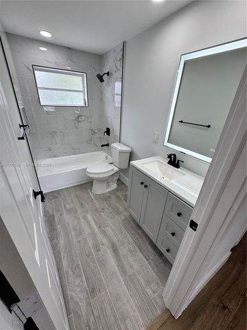 4715 SW 23rd Street, Fort Lauderdale, FL 33317