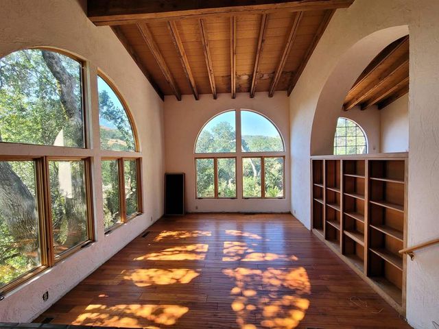 40 Hilldale Ct, Orinda, CA 94563