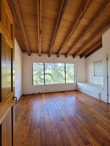 40 Hilldale Ct, Orinda, CA 94563