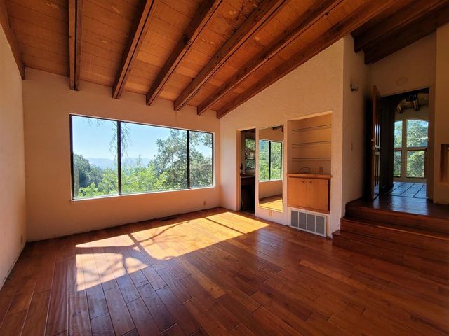 40 Hilldale Ct, Orinda, CA 94563