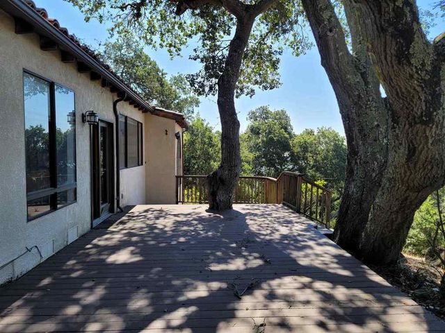 40 Hilldale Ct, Orinda, CA 94563